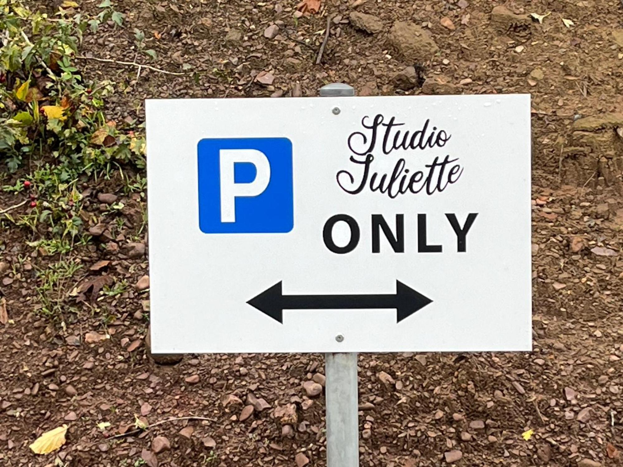 Studio Juliette Stavelot Bagian luar foto
